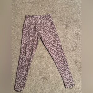 Beyond Yoga Chai Leopard Print Leggings